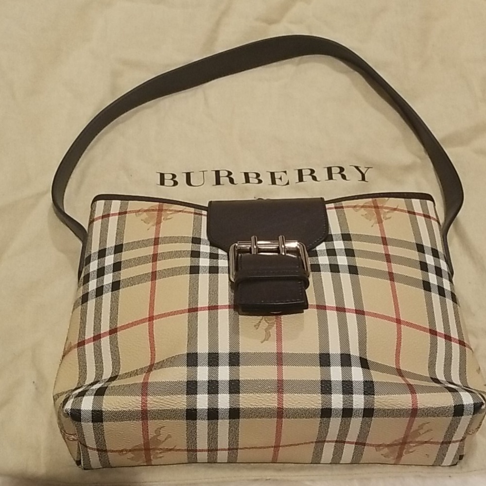 Brand new burberry purse